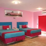 Miami Inn