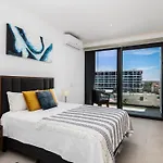 Brand New Condo Aria Ocean 501 By Kivoya