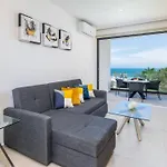 Brand New Condo Aria Ocean 501 By Kivoya