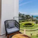 Brand New Condo Aria Ocean 501 By Kivoya