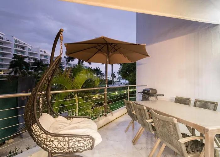 Restyle: Ocean Front + Pool Nuevo Vallarta