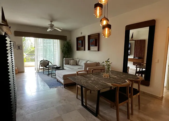 Beachfront 2 Bedroom Condo In Playa Royale Resort, Nuevo Vallarta