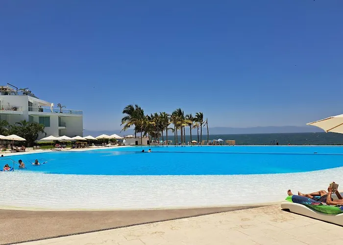 Aria Ocean, Nuevo Vallarta,Beach & Pool