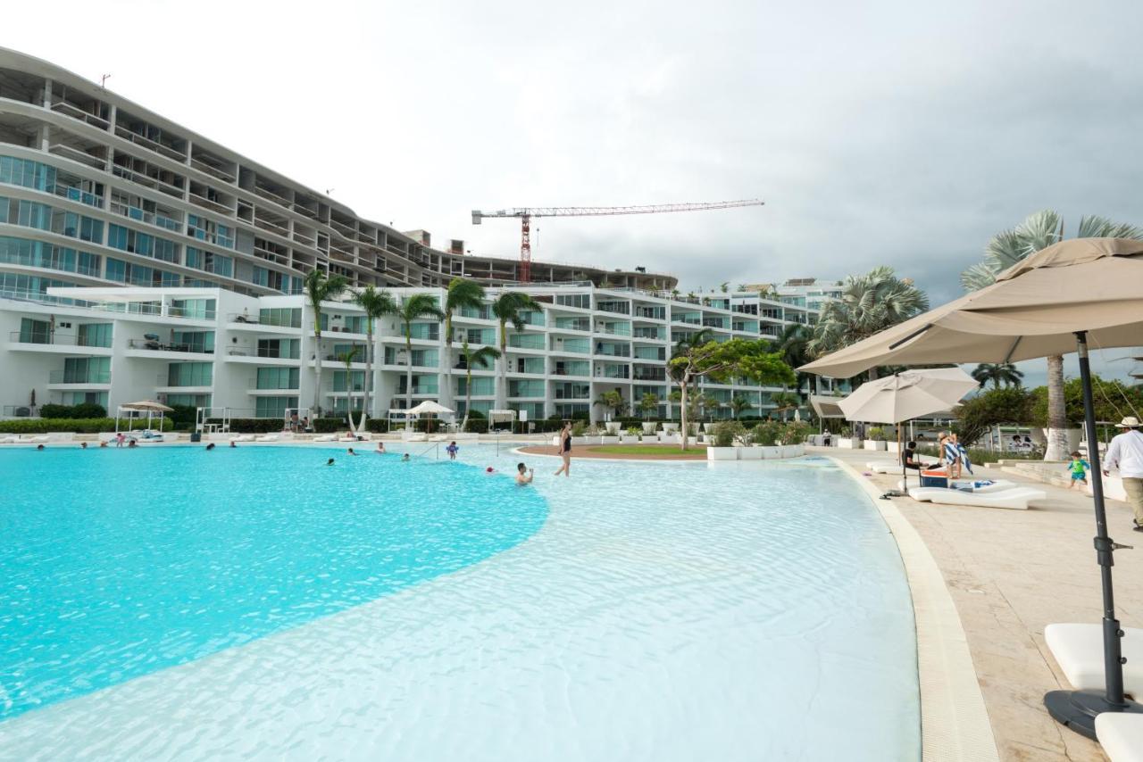 Restyle: Ocean Front + Pool *
