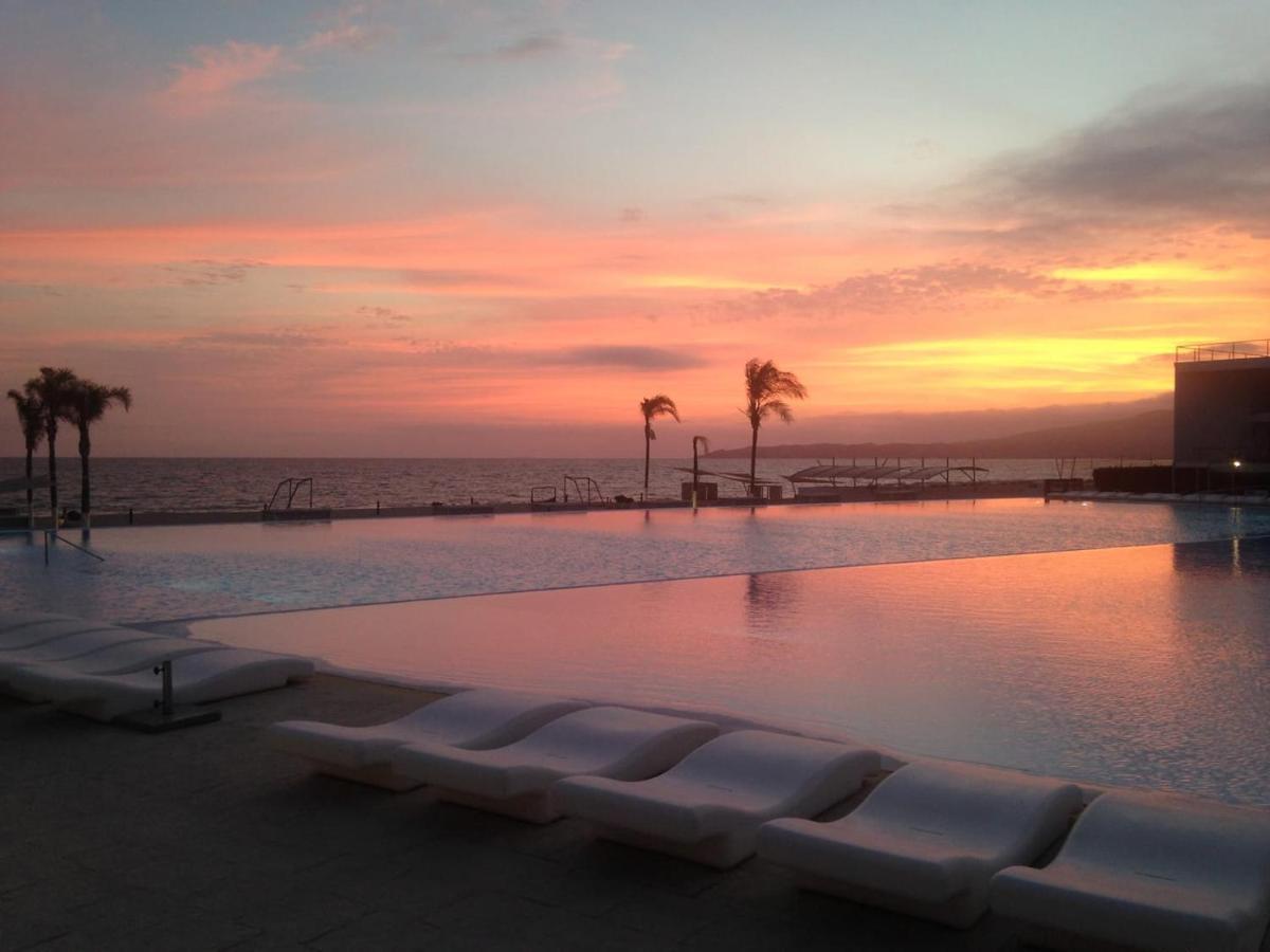 Apartamento Estudio 310 Nuevo Vallarta, Frente Al Mar, Totalmente Equipado Y Amueblado! *