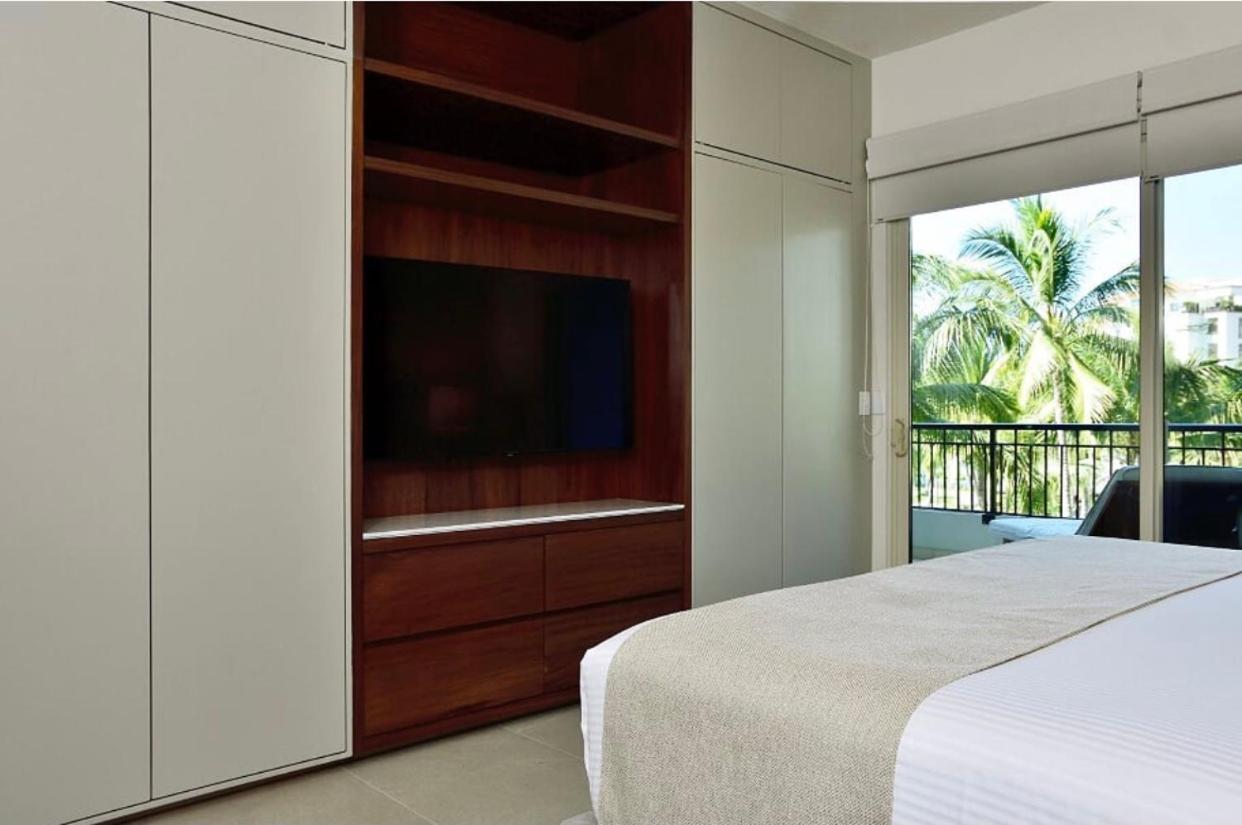 2 Bed 2bth, Playa Royale 2507, Free Wifi *