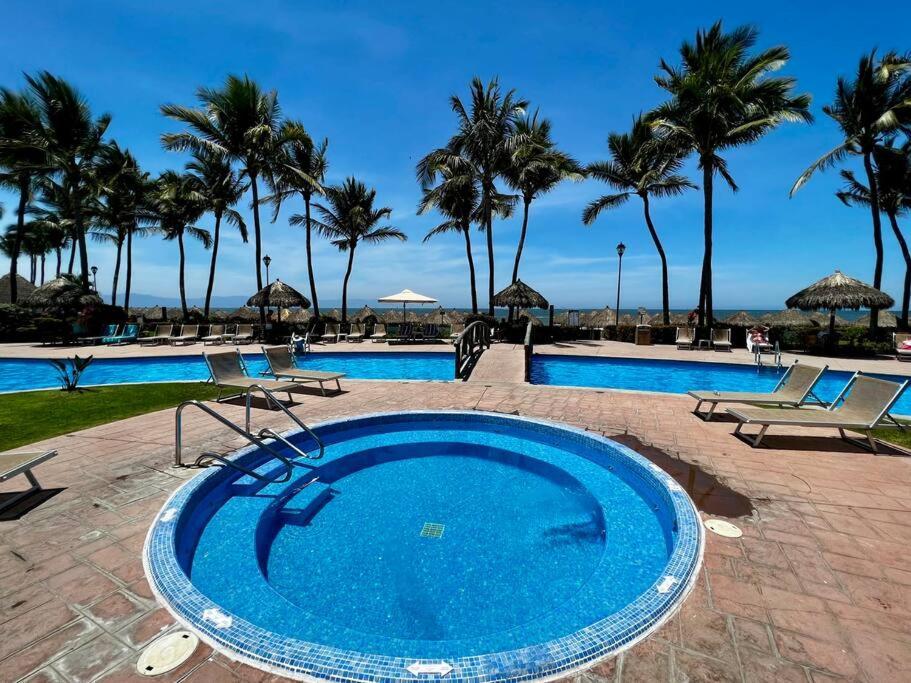 Beachfront 2 Bedroom In Playa Royale Resort, Nuevo Vallarta