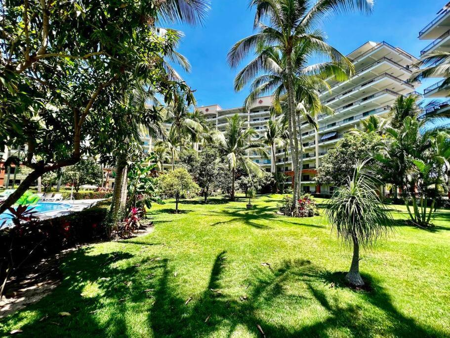 Apartment Beachfront 2 Bedroom In Playa Royale Resort,