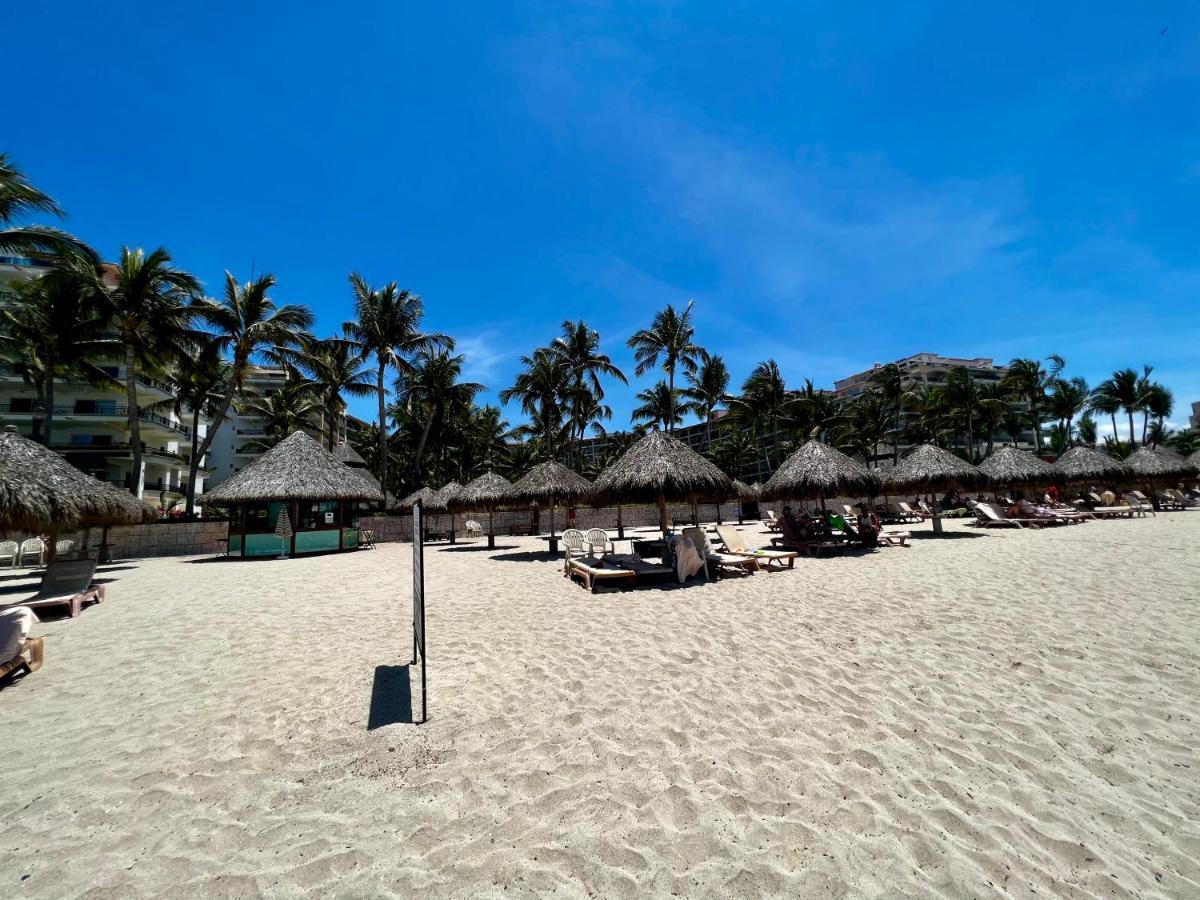 Beachfront 2 Bedroom In Playa Royale Resort,
