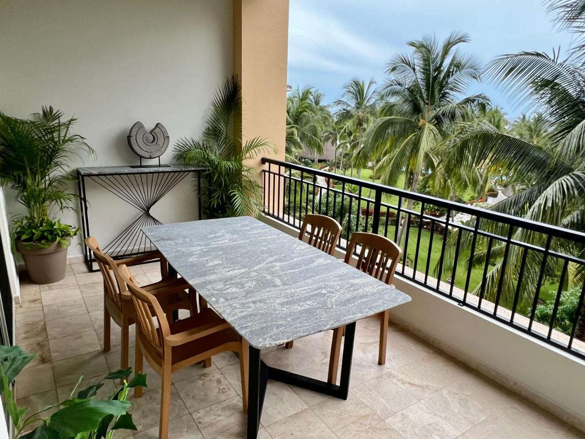 Beachfront 2 Bedroom In Playa Royale Resort, *