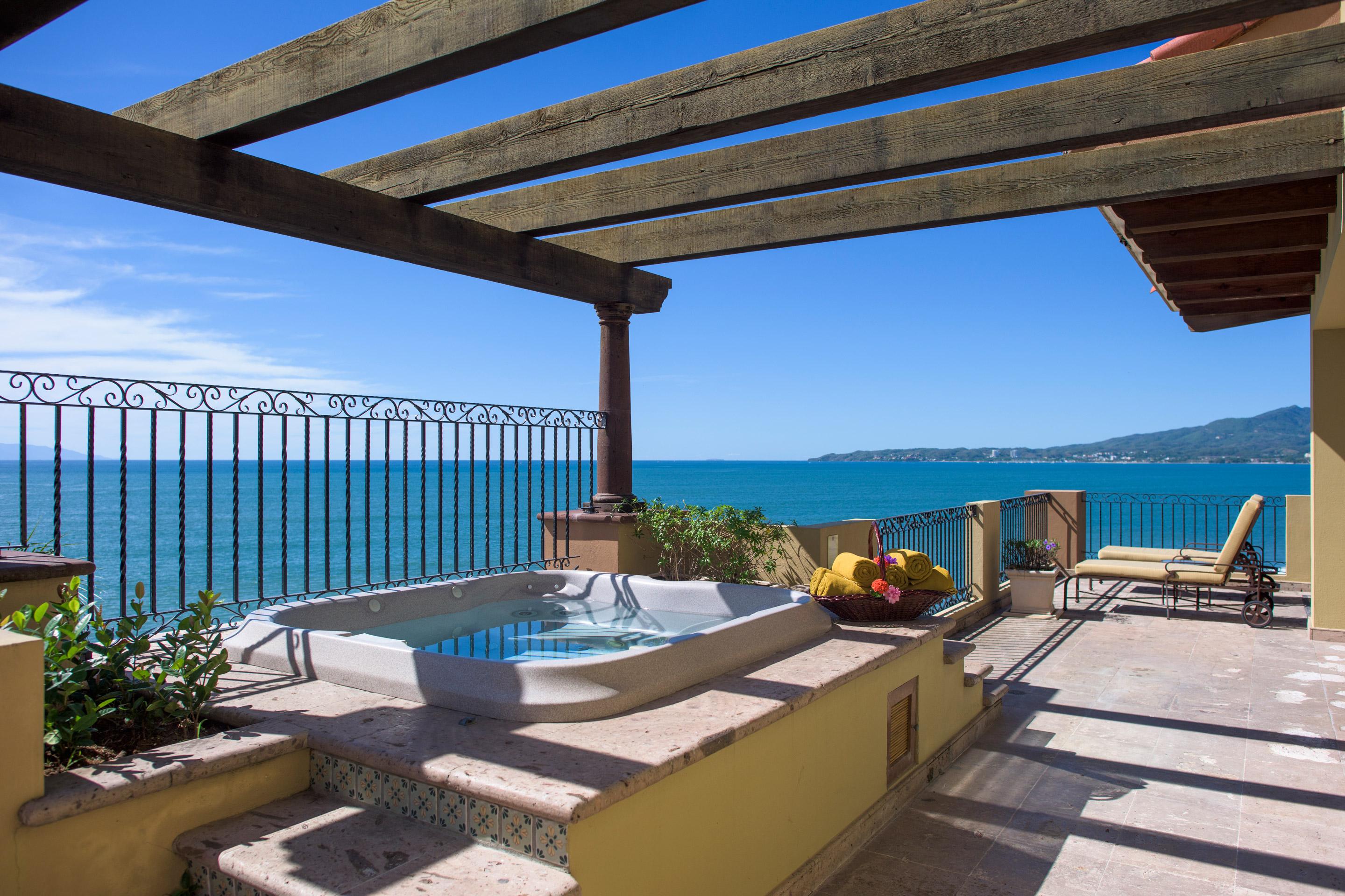 Resort La & Riviera Nayarit 5*