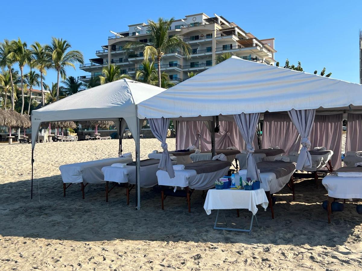 Apartment Beachfront 2 Bedroom In Playa Royale Resort,