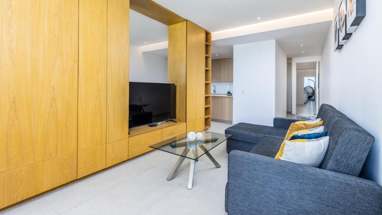 Brand New Aria Ocean 501 By Kivoya Apartamento