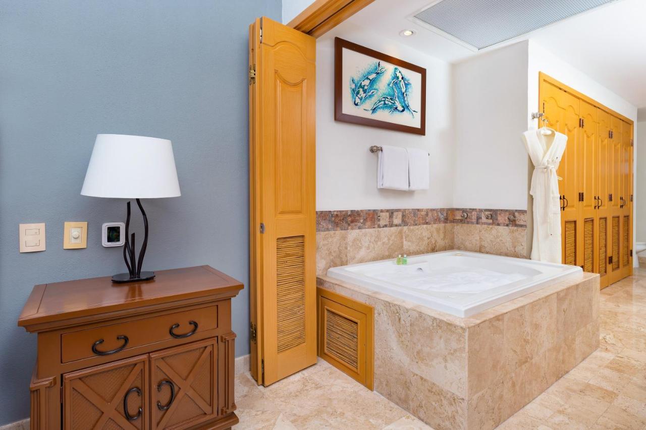 La & Riviera Nayarit Resort 5*