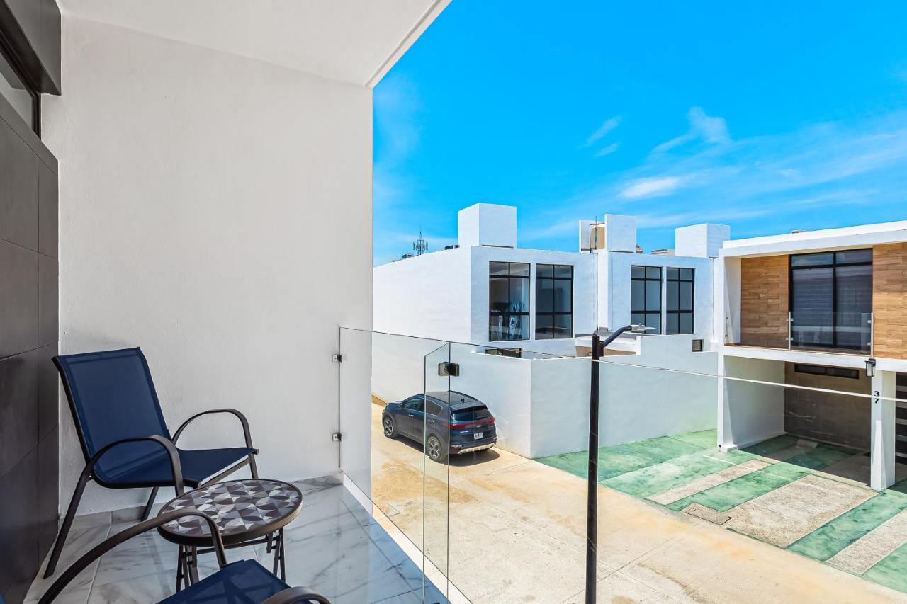 Porto Residencial, Unit 10 *