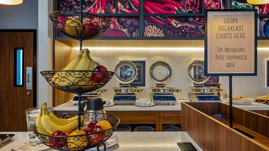 Hampton By Hilton Hotel 3*