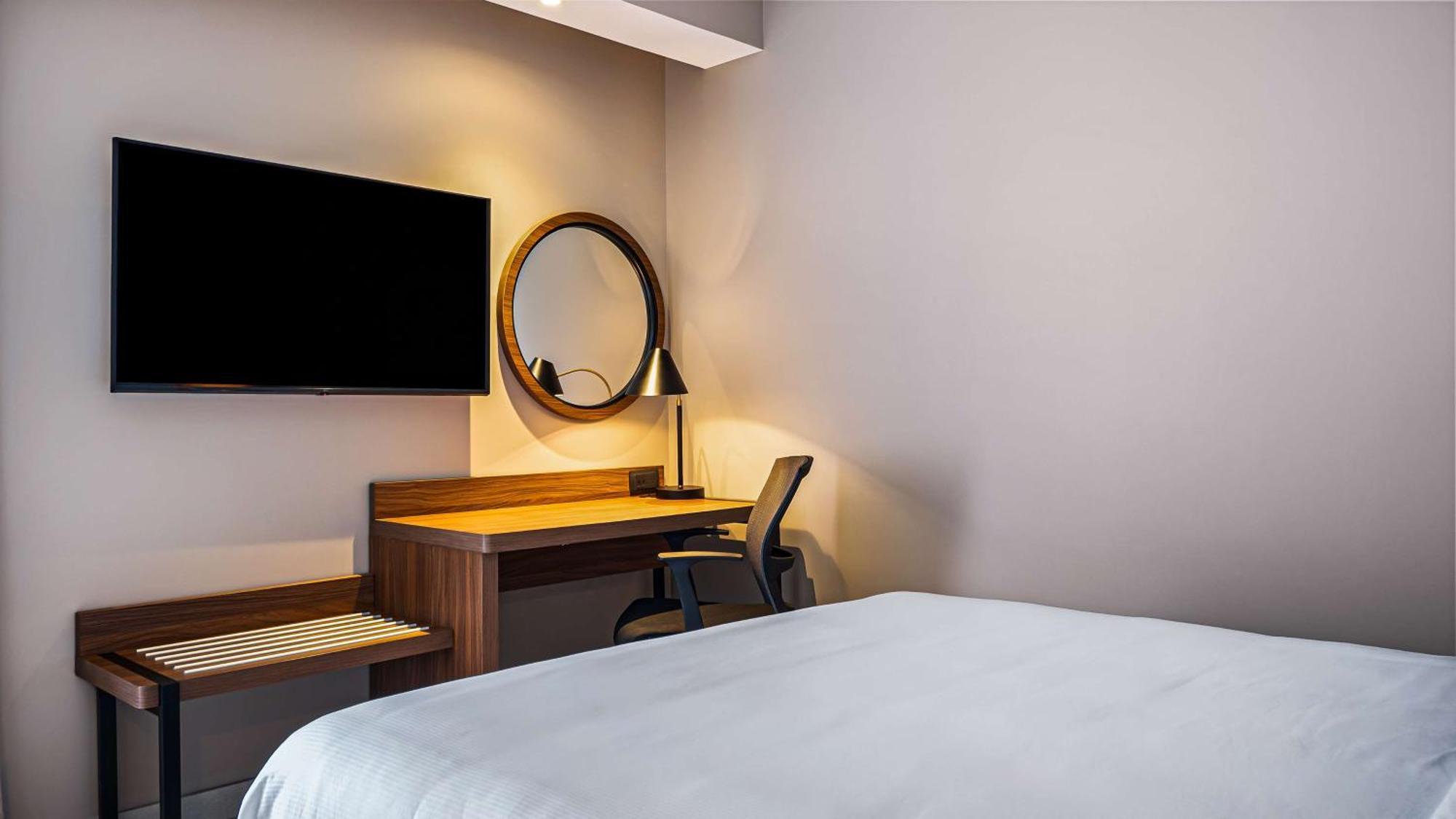 Hotel Hampton By Hilton 3*