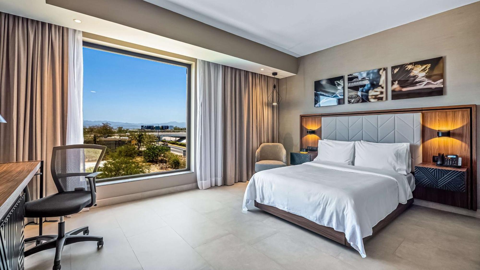 Hampton By Hilton 3*
