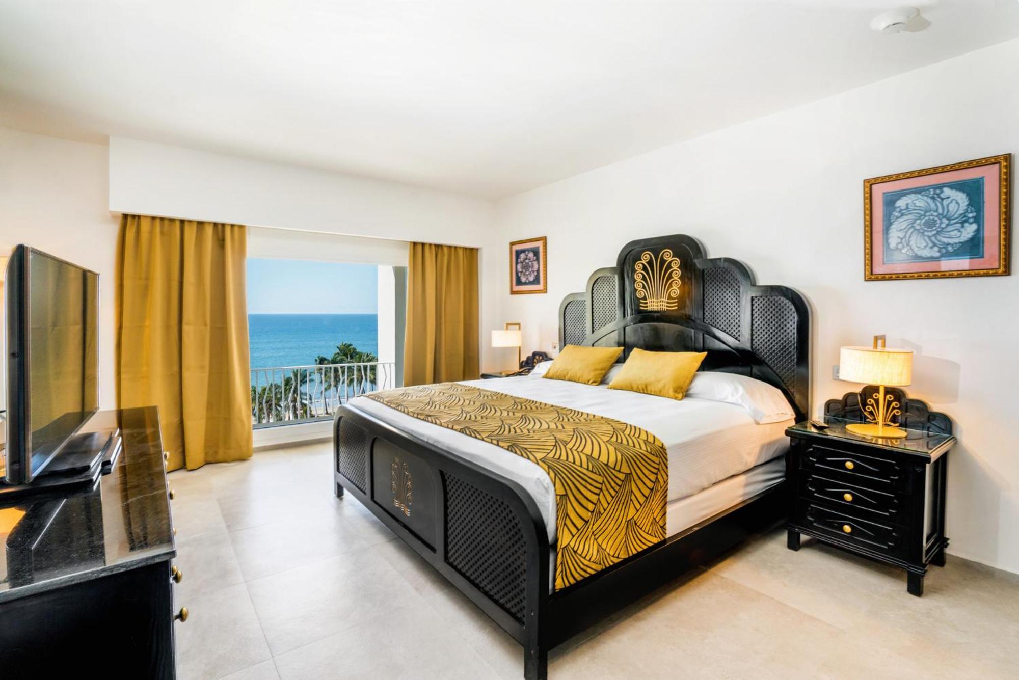 Riu Vallarta 3*