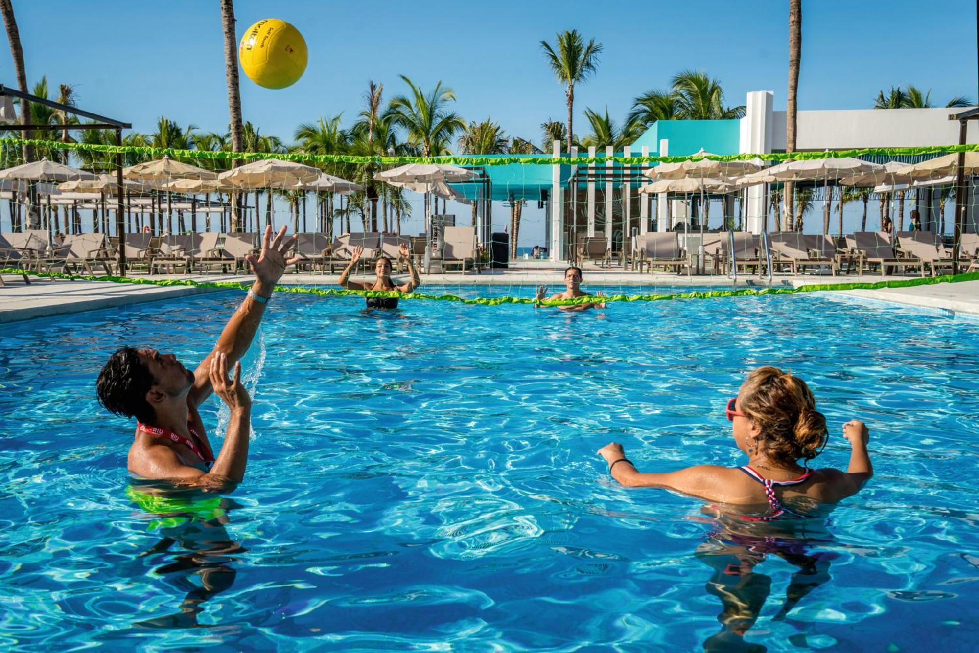 Hotel Riu Vallarta