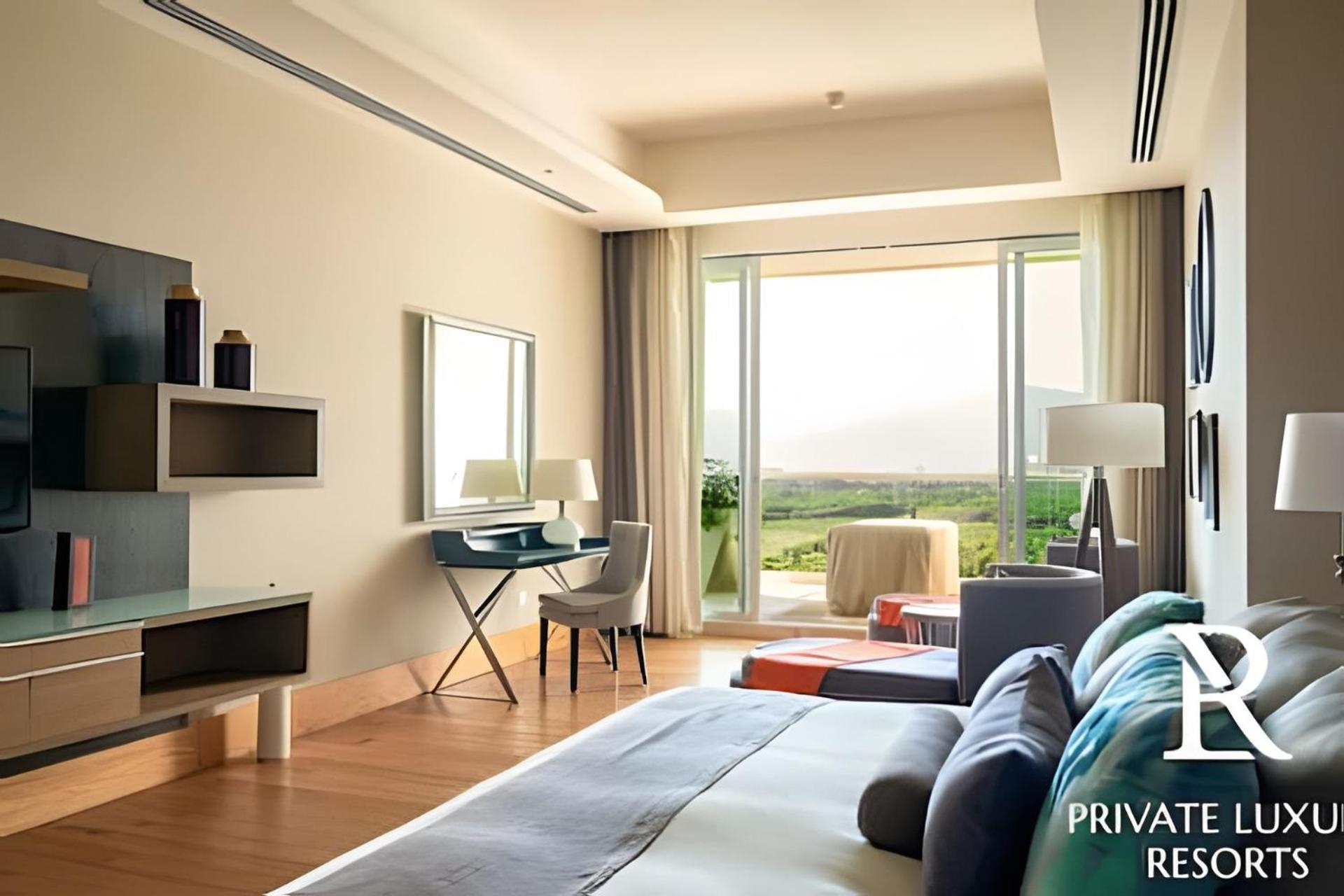 Grand Luxxe - Two Bedroom Spa