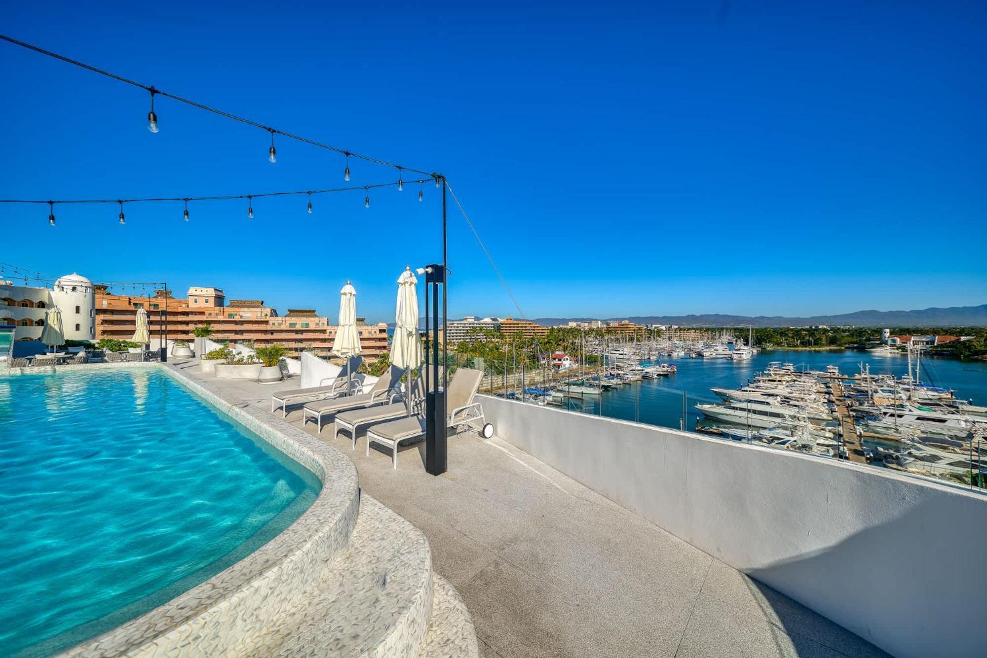 2br With Rooftop Pool - Nuevo Vallarta