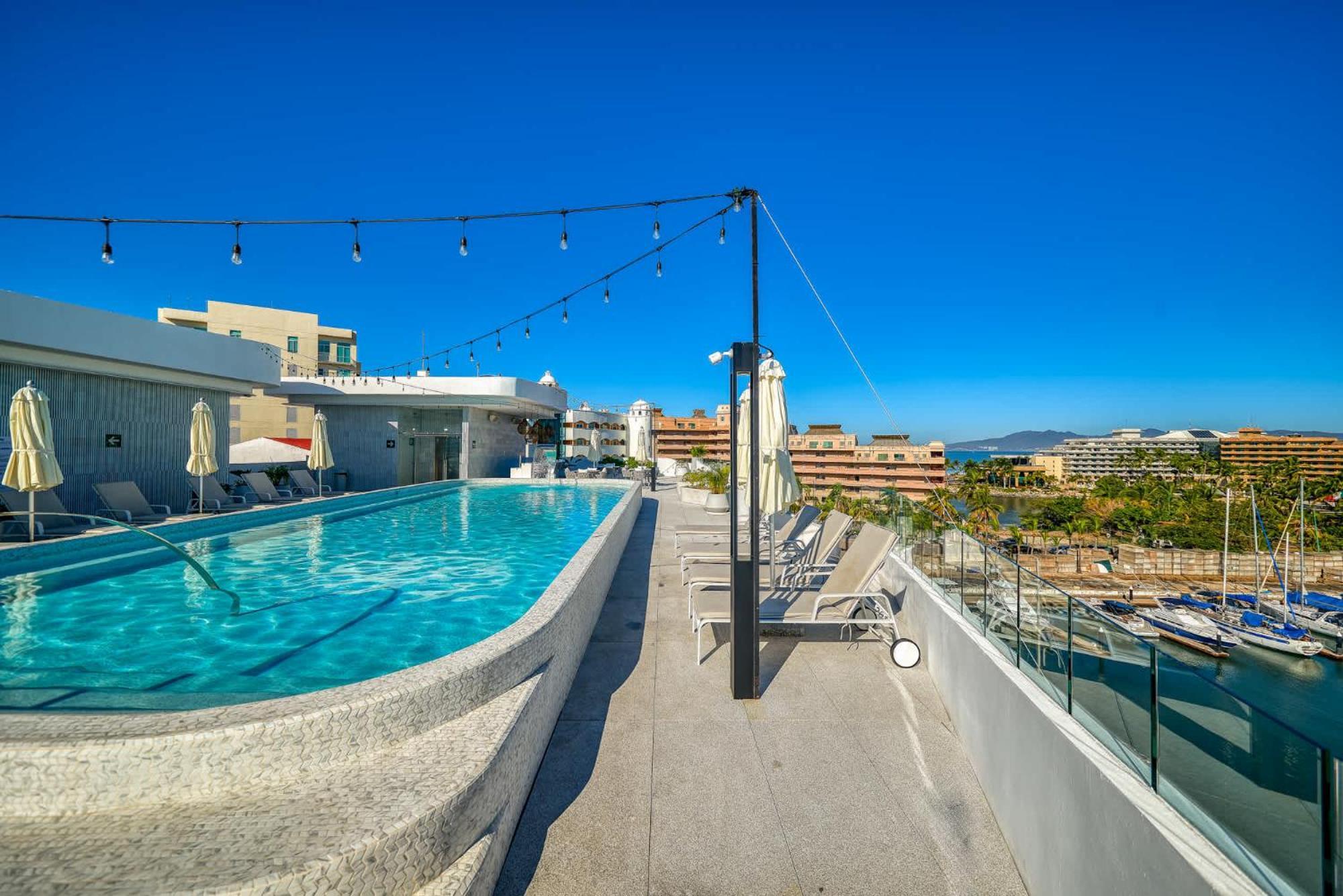 2br With Rooftop Pool - Nuevo Vallarta