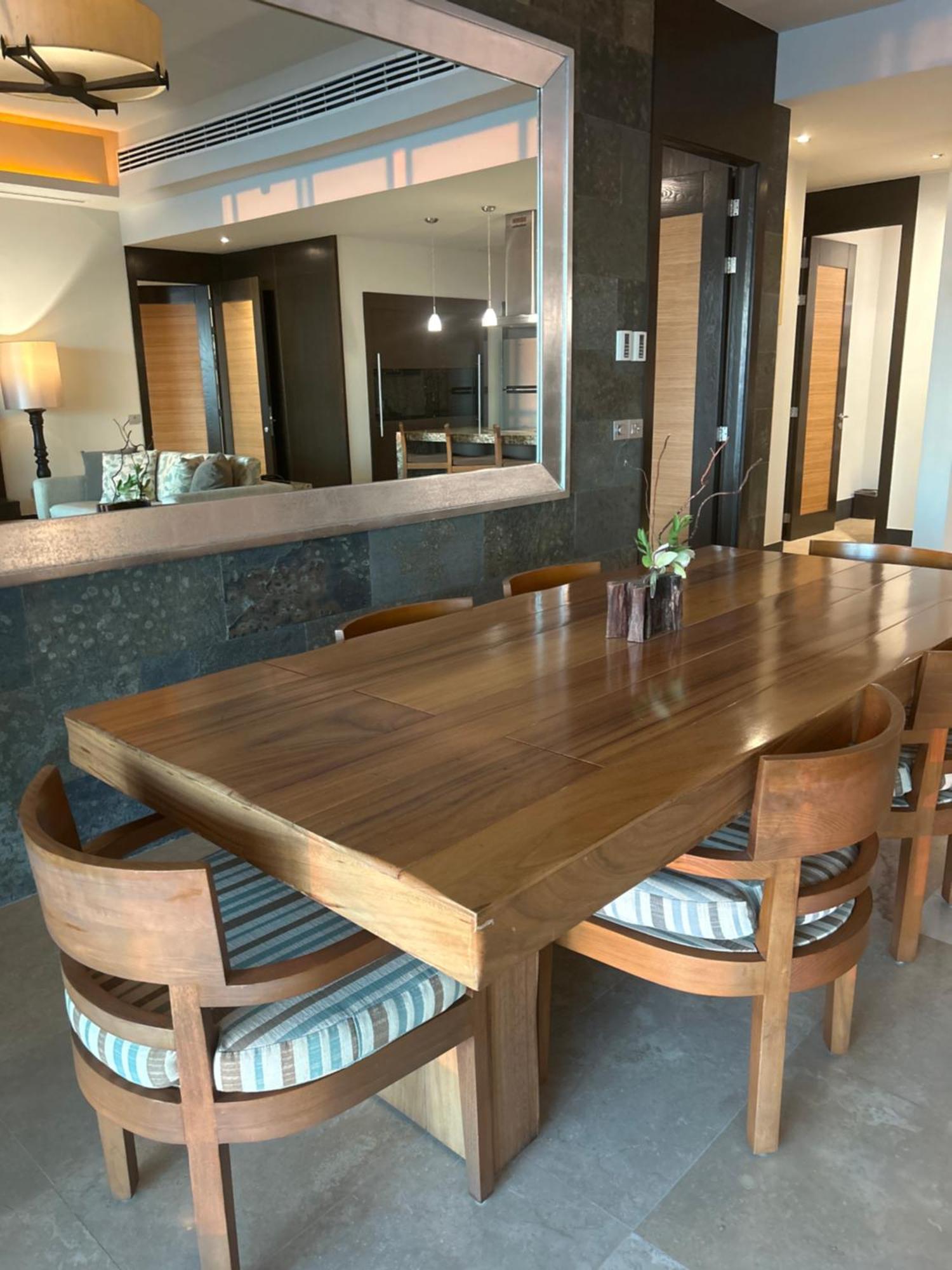 Apartment Luxury Two Bedroom *