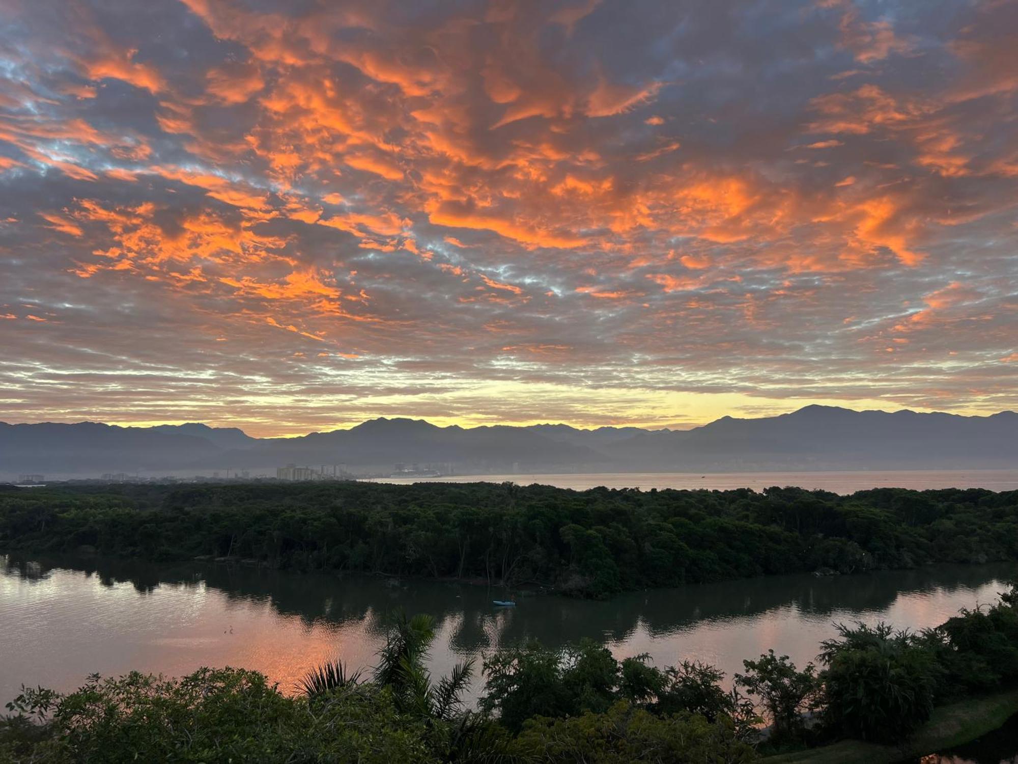 Vidanta 3 Bedroom Grand Luxxe Apartahotel