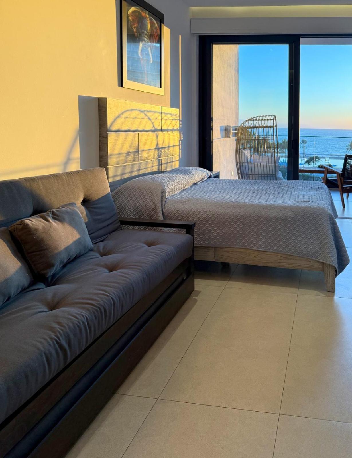 Apartment Restyle: Ocean Front + Pool Nuevo Vallarta