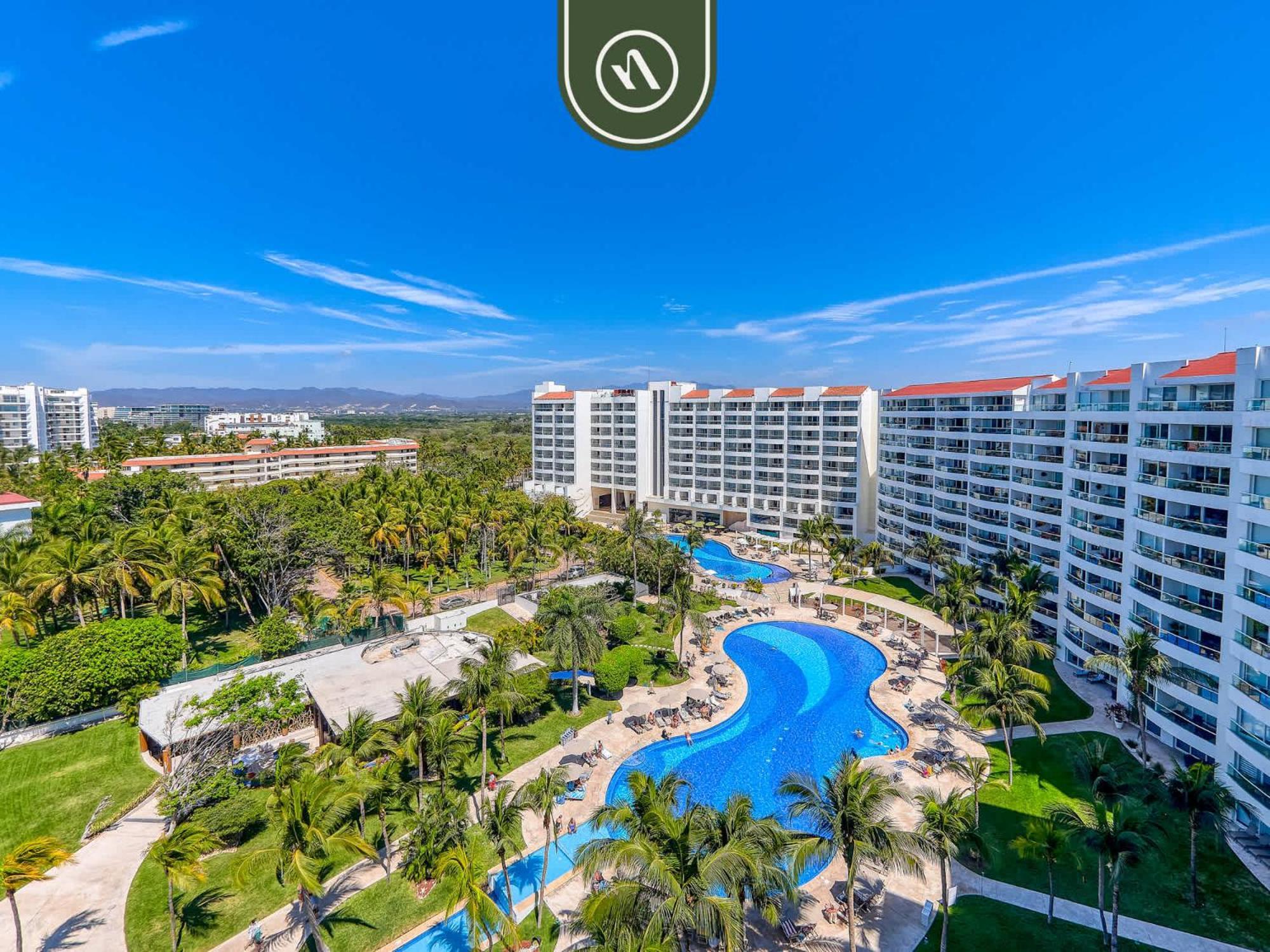 Oceanfron 4 Bedroom - - Wyndham Pool * Nuevo Vallarta