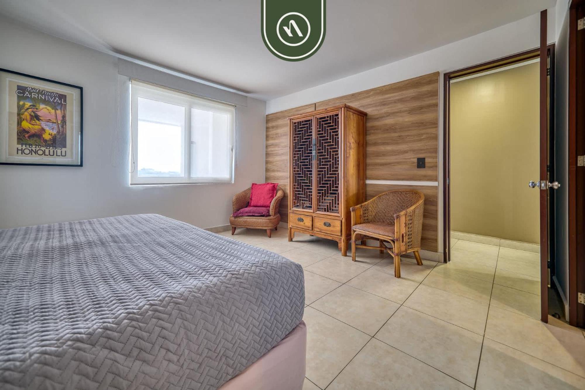 Oceanfron 4 Bedroom - - Wyndham Pool Apartment