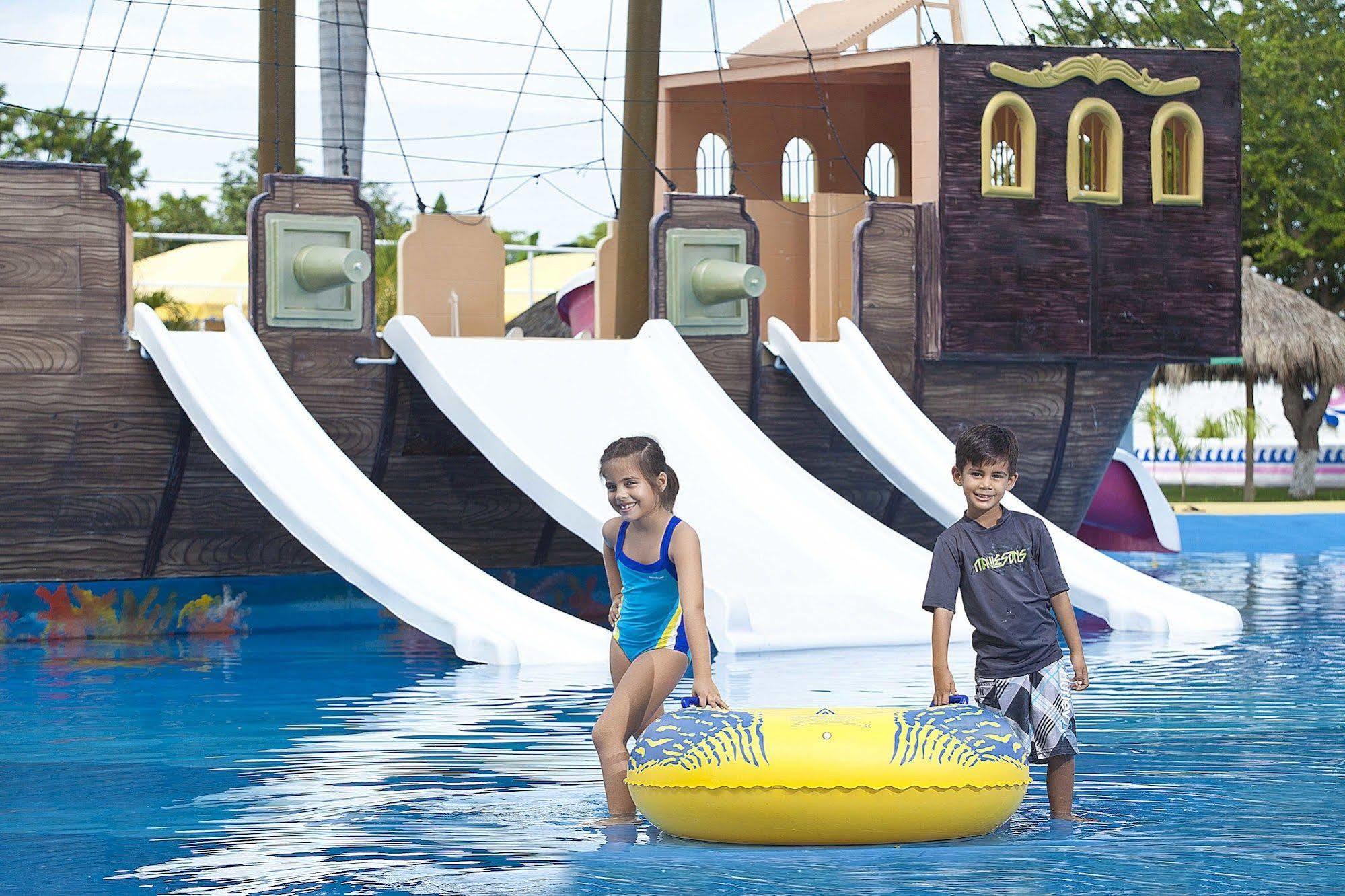 Splash Nuevo Vallarta&parque Acuatico Hotel