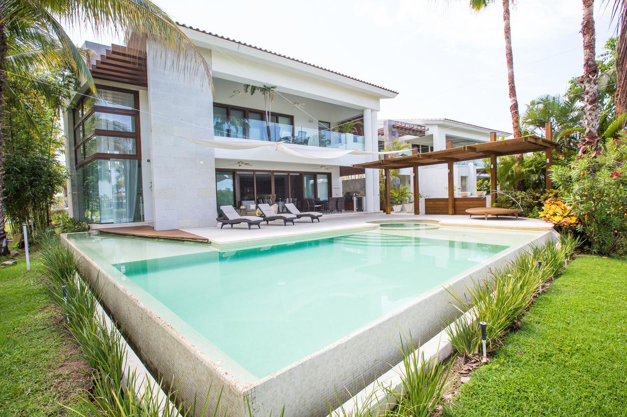 Casa De Mis Amores By Kivoya