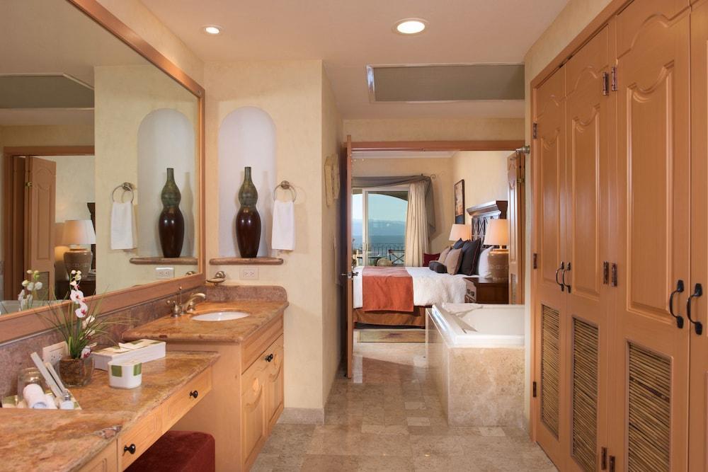La & Riviera Nayarit Resort Nuevo Vallarta