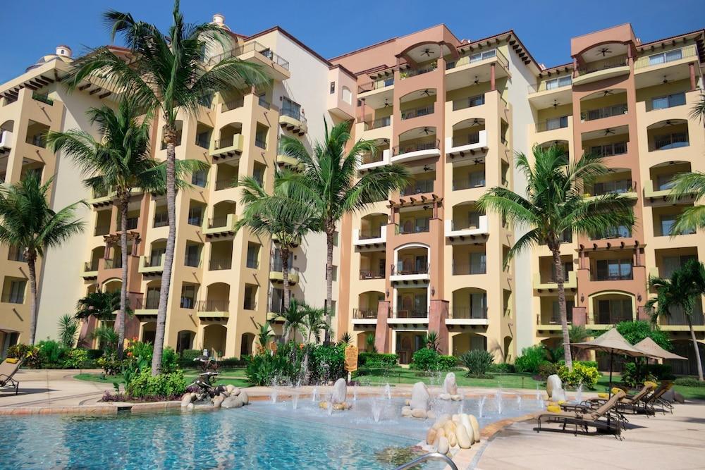 Resort La & Riviera Nayarit 5*
