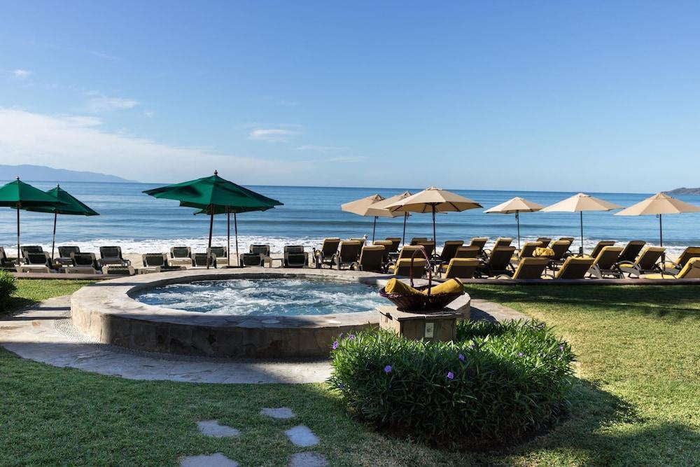 Resort La & Riviera Nayarit 5*