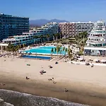 Brand New Condo Aria Ocean 614 By Kivoya