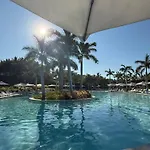 Luxurious 2 Bedroom Upscale Condo
