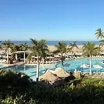 Luxurious 2 Bedroom Upscale Condo