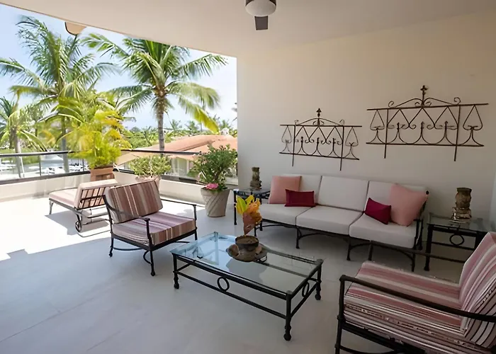 Grand Marina Villas