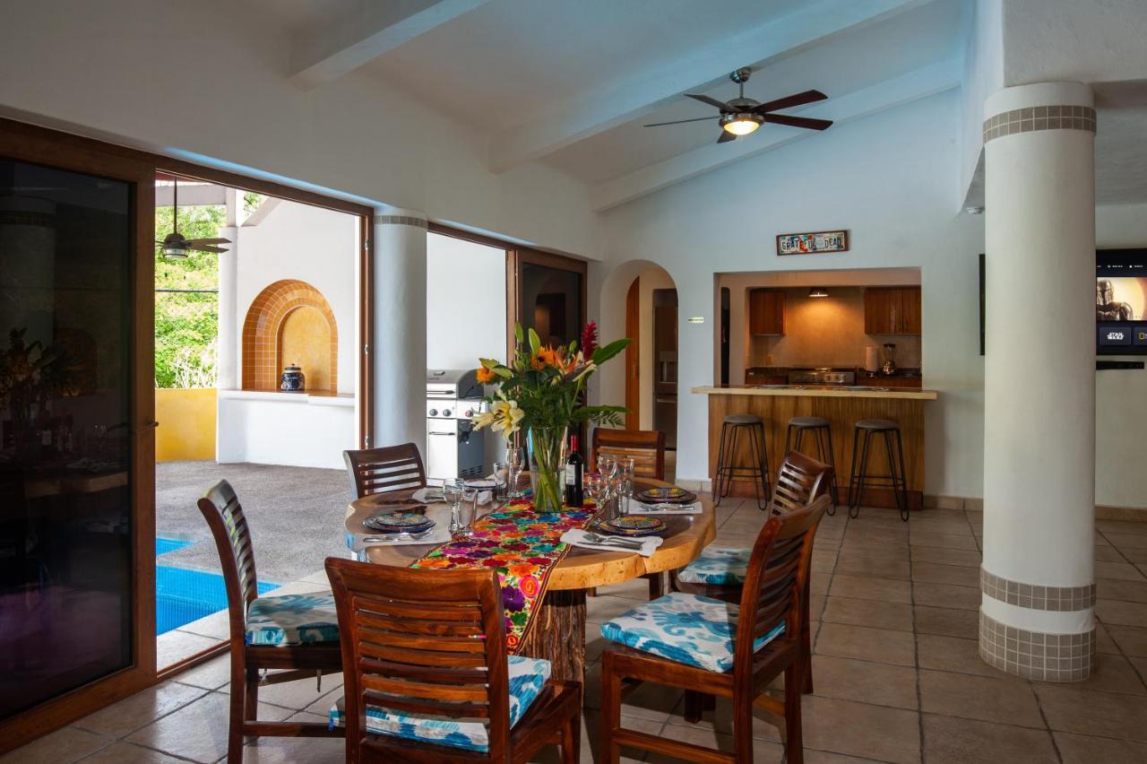 Beach Access, Sleeps 9 Adults, Private Heated Pool, Boat Dock, Calaveras
