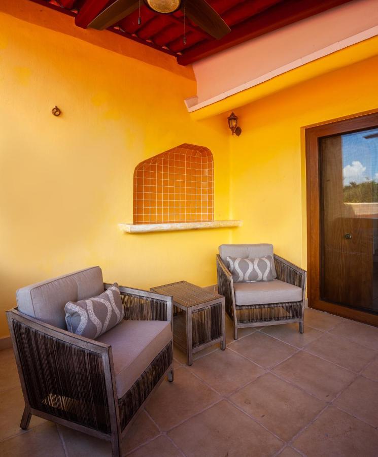Beach Access, Sleeps 9 Adults, Private Heated Pool, Boat Dock, Calaveras Villa *