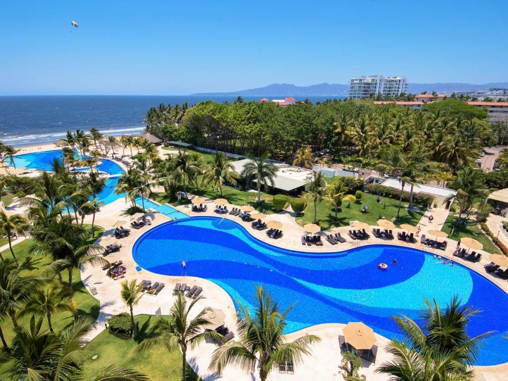 Modern- Renovated- Breathtaking 6th Floor- 3 Bedrooms Magna Сasa de vacaciones Nuevo Vallarta