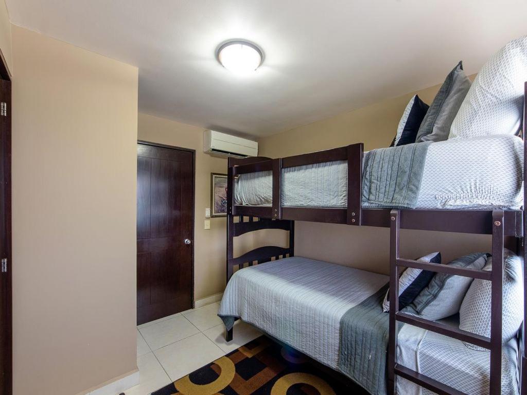 Сasa de vacaciones Modern- Renovated- Breathtaking 6th Floor- 3 Bedrooms Magna