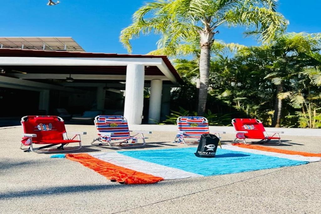 Villa Beach Access, Sleeps 9 Adults, Private Heated Pool, Boat Dock, Calaveras Nuevo Vallarta