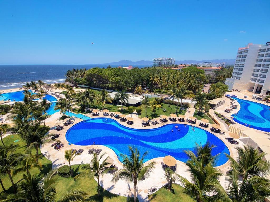 Сasa de vacaciones Modern- Renovated- Breathtaking 6th Floor- 3 Bedrooms Magna Nuevo Vallarta