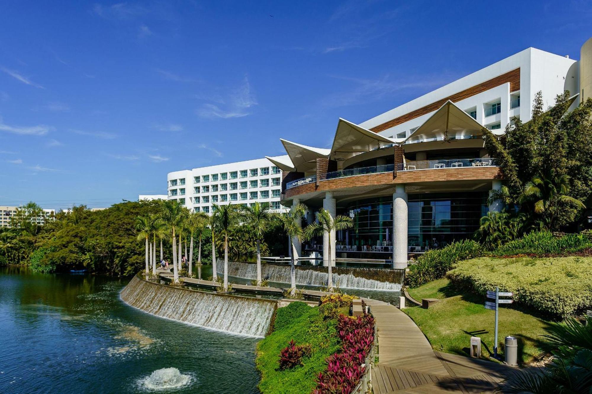Resort The Grand Luxxe Three Bedroom 5*