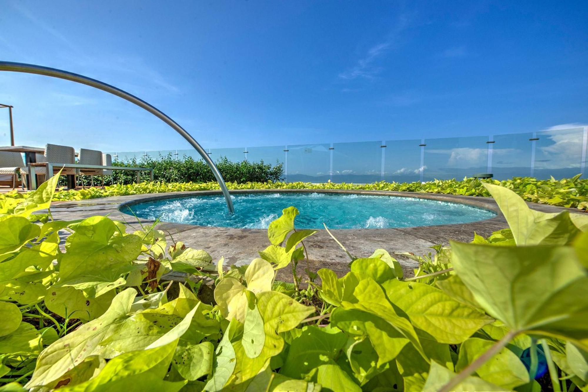 The Grand Luxxe Three Bedroom 5* Nuevo Vallarta
