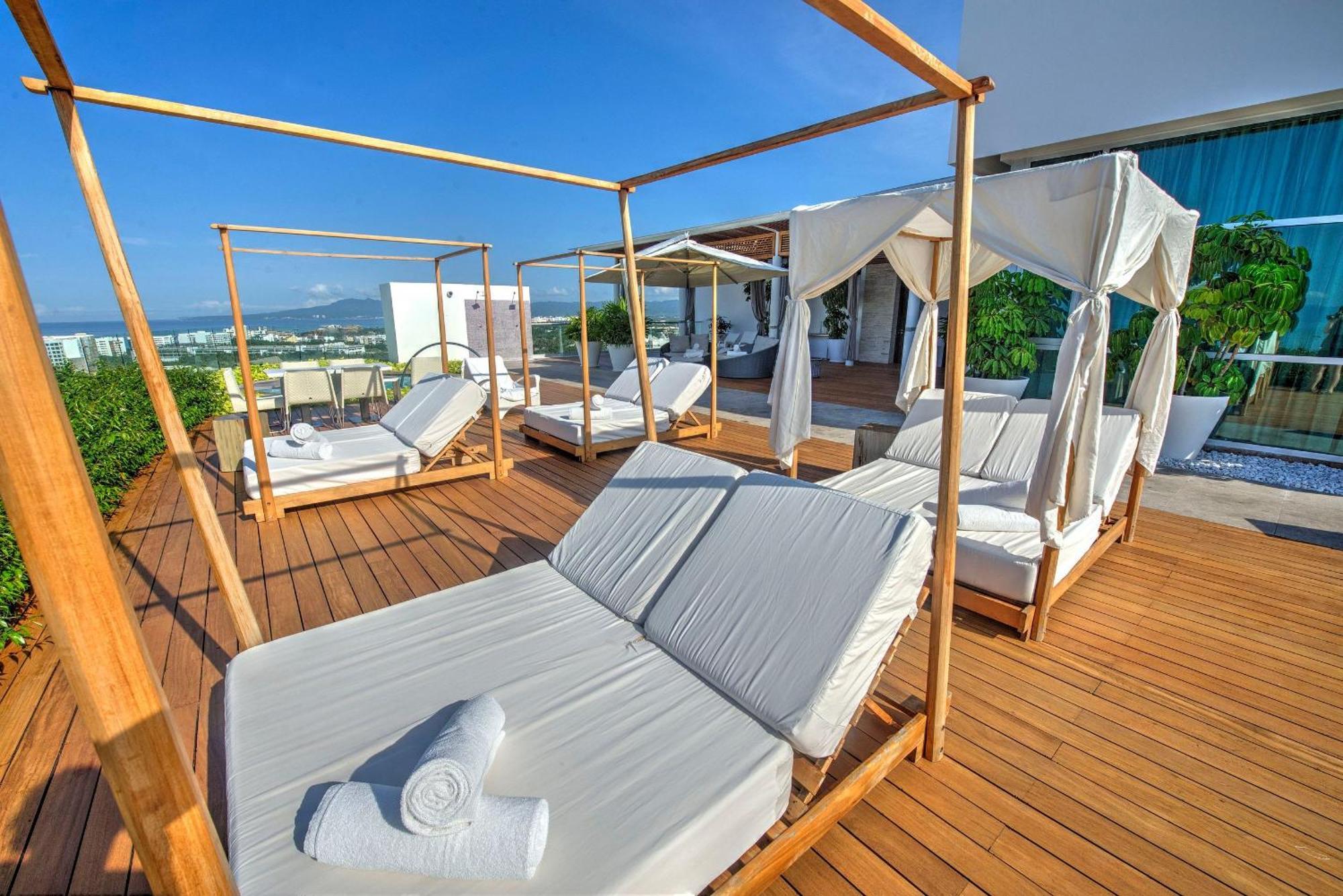 The Grand Luxxe Three Bedroom 5*
